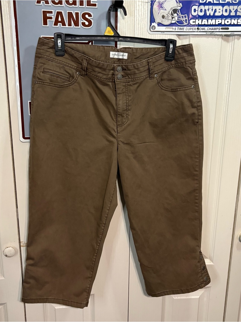 Christopher & Banks Brown Women's Capris Pants